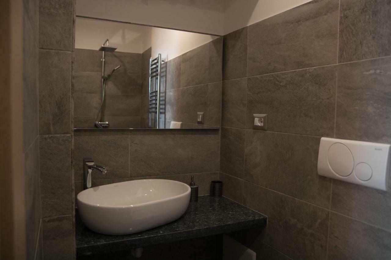 Aloha House Hotel Formia Exterior photo